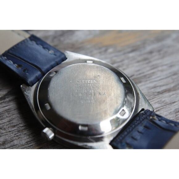 Vintage 1974 Citizen Automatic Mens Silver Watch W/daydate & Blue accents - Picture 5 of 6